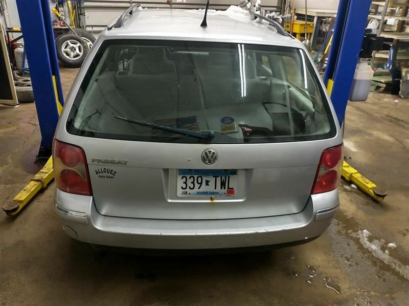 00-02 Volkswagen Passat GLS Radio Amplifier Module
