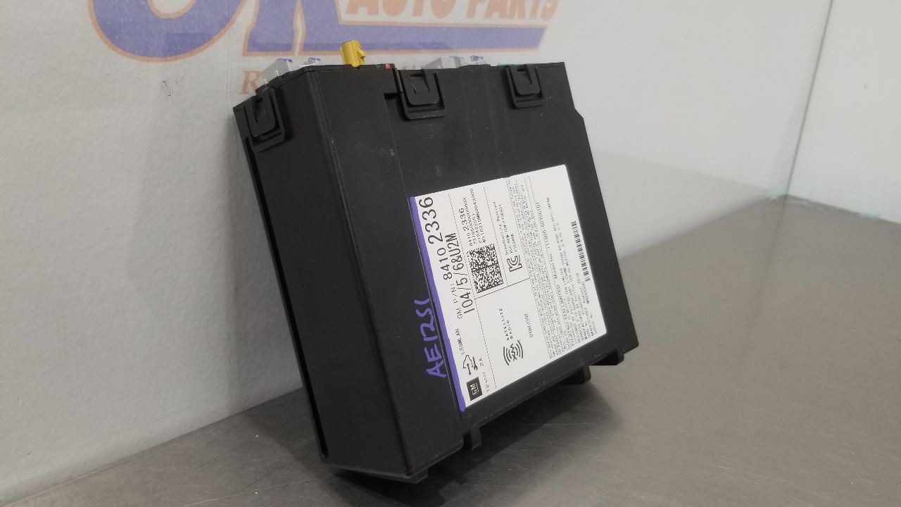 17 GMC SIERRA DENALI 1500 RADIO AUDIO RECEIVER 84102336