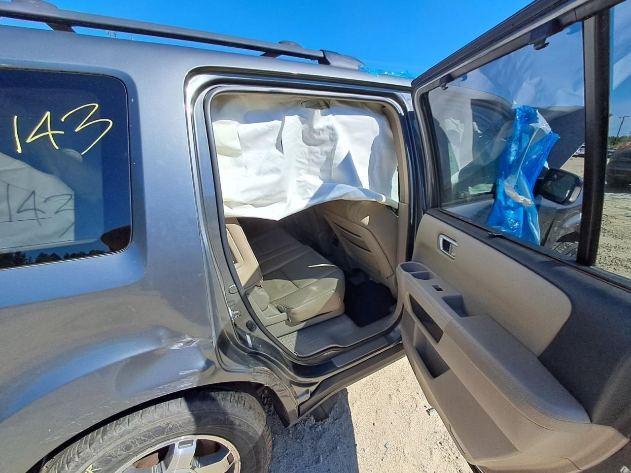 Audio Equipment Radio Receiver AM-FM-6CD Touring Fits 09-10 PILOT 2952181