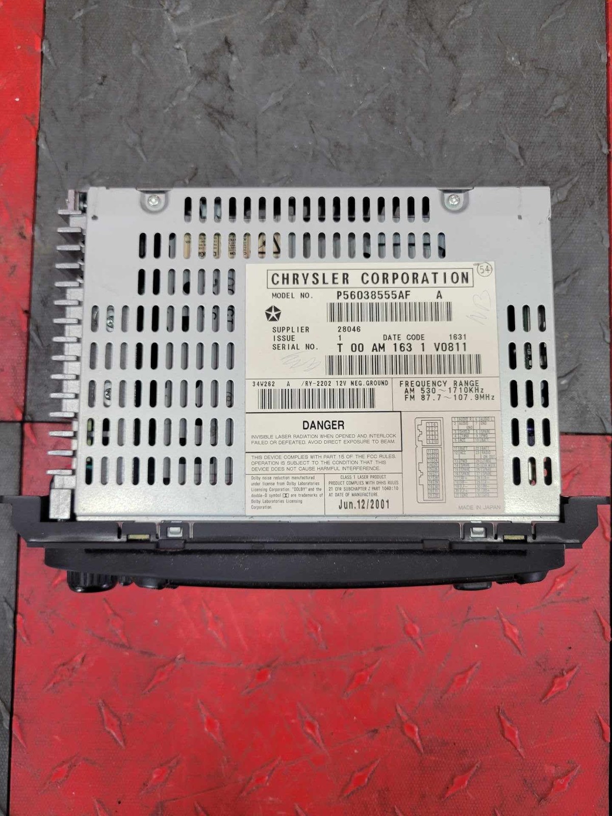02-04 Dodge Chrysler Jeep Audio Radio Receiver (ID RAZ) (OEM P56038555AF)