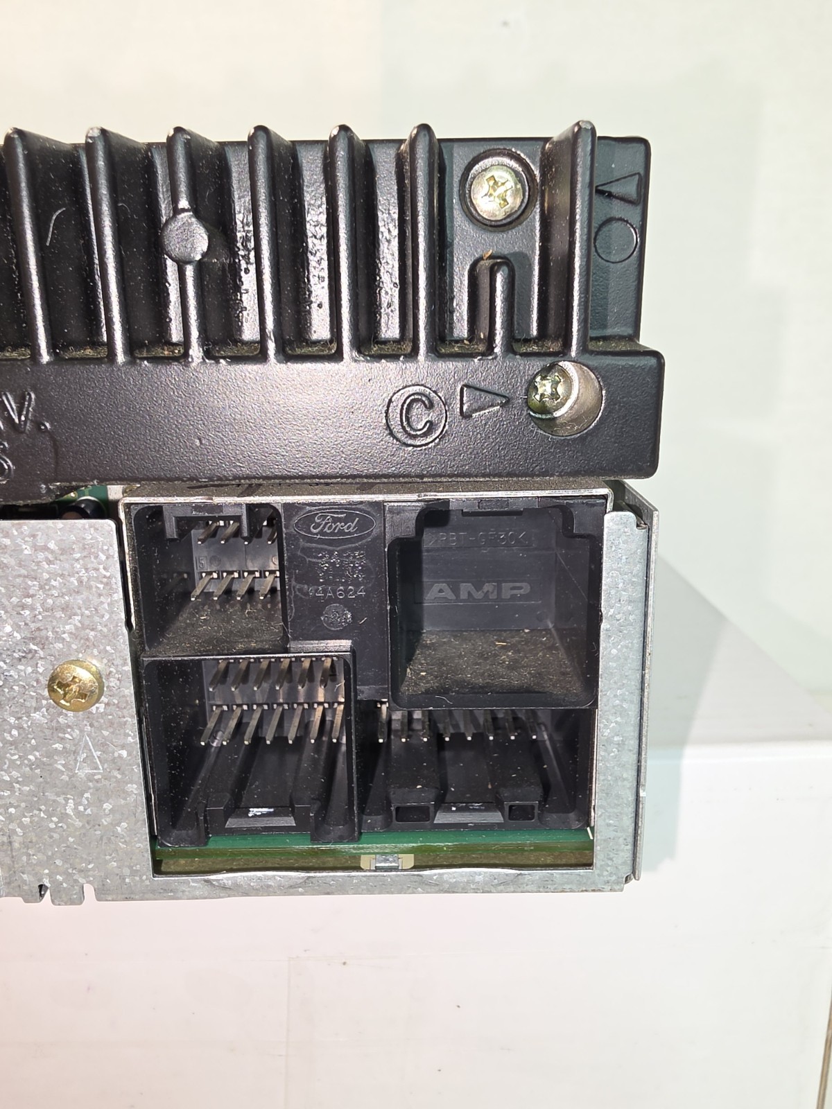 Ford OEM 3L3T-18C868-AC Ford Dual Media AM/FM radio, CD player, Cassette Player