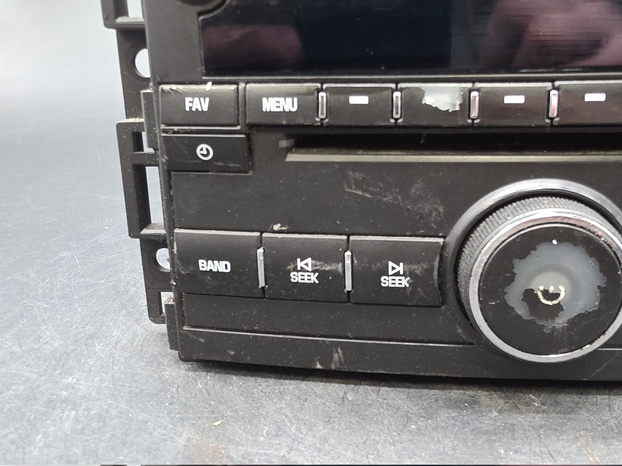 OEM 09-10 Chevy Cobalt AM/FM CD Radio 20919528 Used