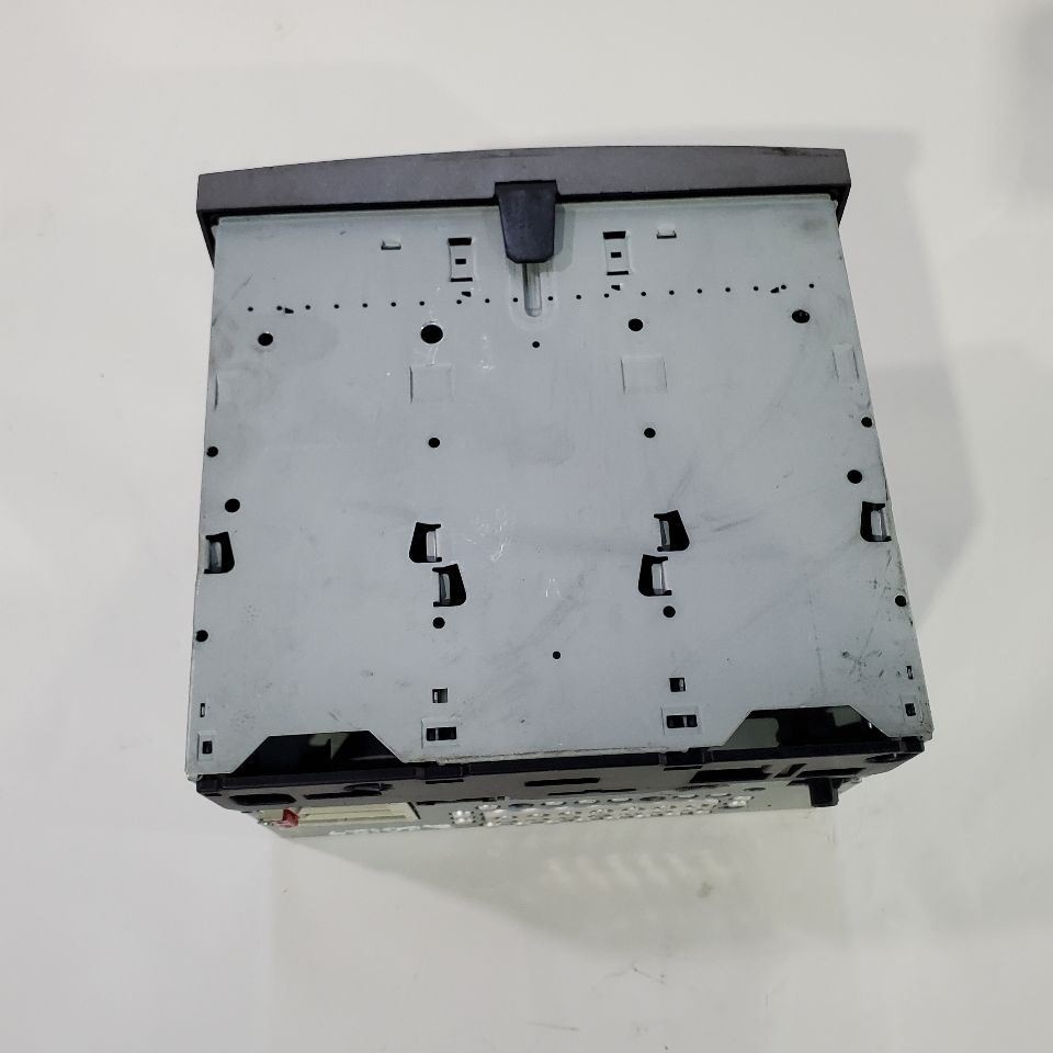 2005 2008 Porsche Boxster OEM Herman Becker Receiver 99764512807