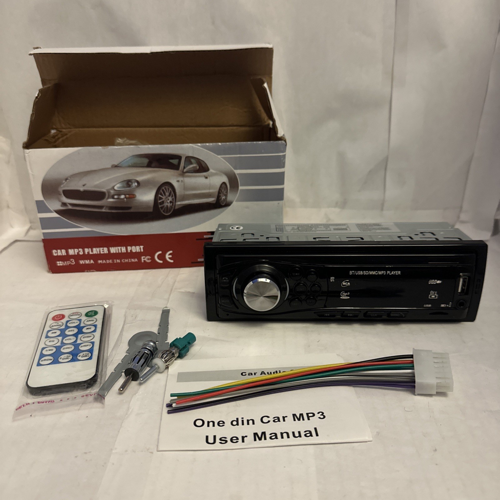 Car MP3 Player With USB/SD Port 60W x 4 new