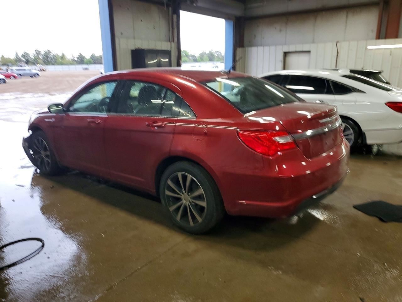 Player Receiver Radio Receiver Am-fm-cd-dvd-hdd Fits 12-14 CHALLENGER 1007231