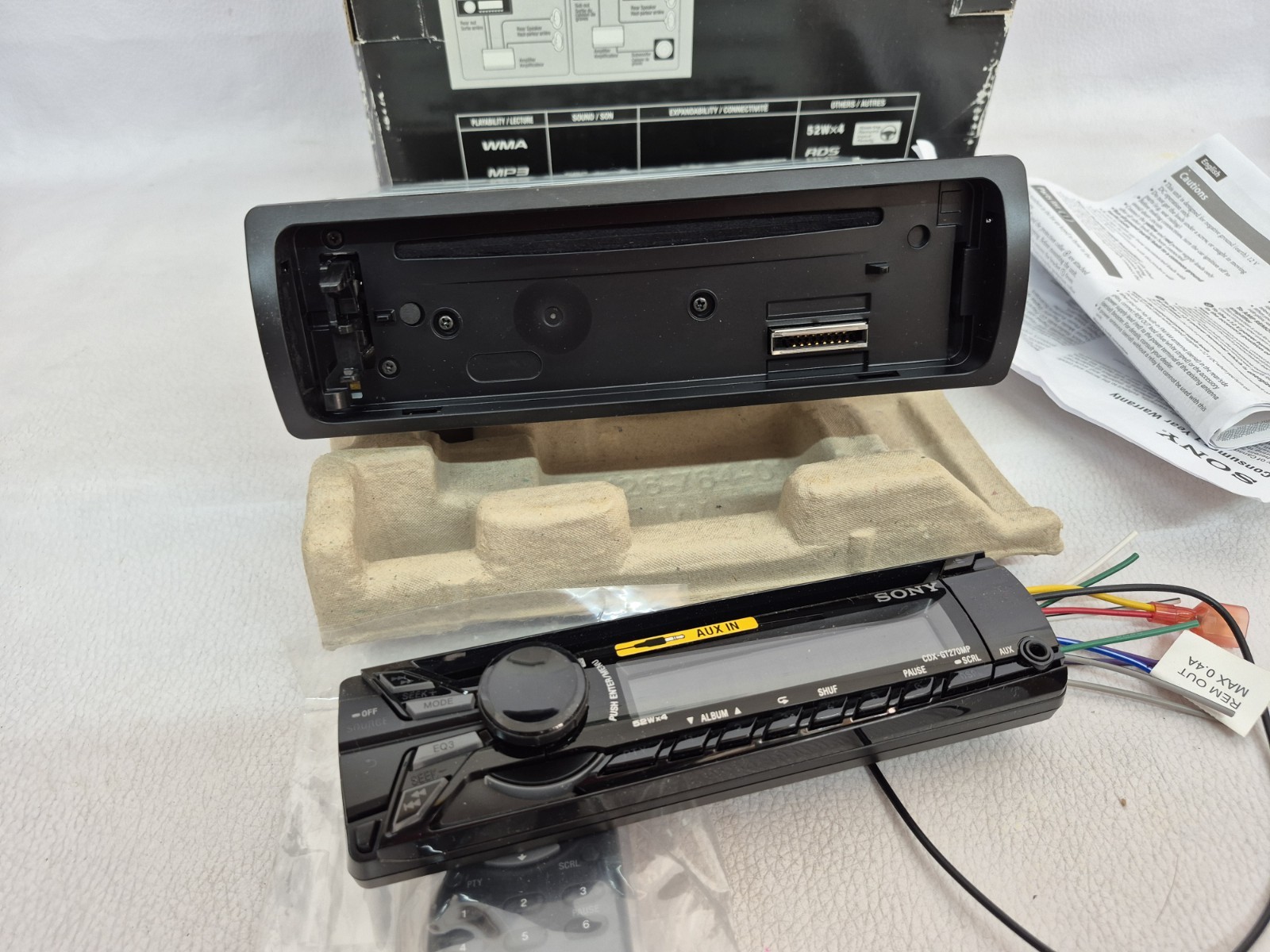SONY AM FM CD Player Radio Stereo AUX + Remote CDX-GT270MP Compact Disk MP3 WMA