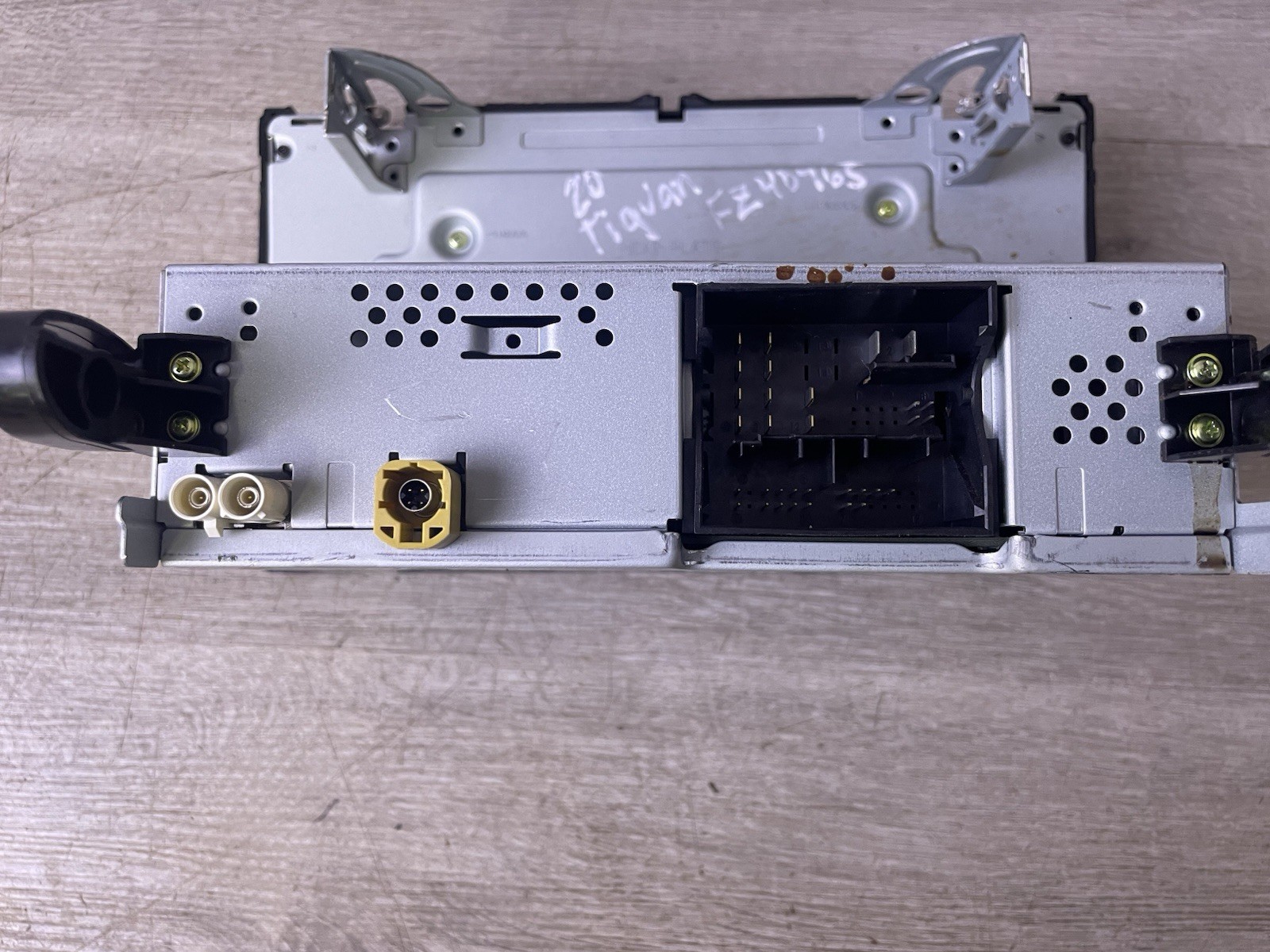 2019-21 VOLKSWAGEN JETTA RADIO HEAD UNIT OEM PART # 5G6.035.869.E