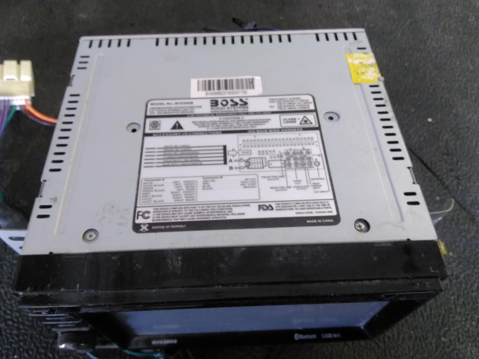 99-2002 Ford F-250SD Aftermarket Boss BV9366B AM-FM-DVD-BT-SD-USB Radio Receiver