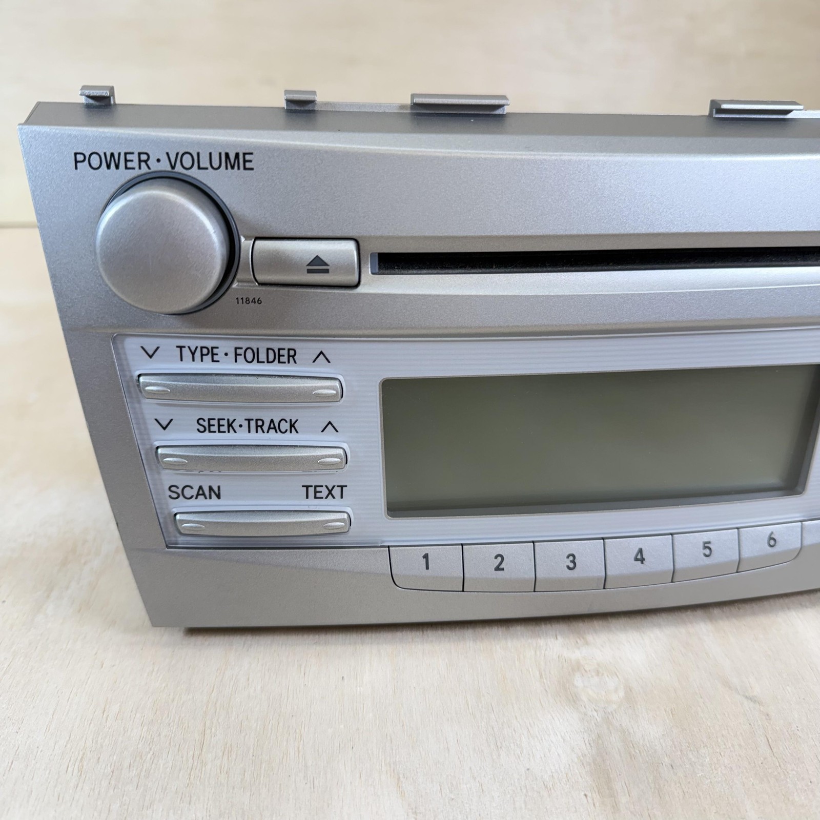 Toyota OEM Car Stereo Radio 86120-06480 CD MP3 WMA Satellite Silver Head Unit