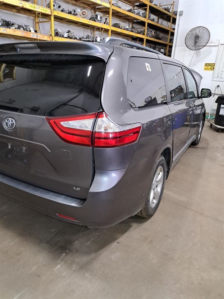 2017 Sienna Stereo Radio Satellite Receiver Sku#4506694