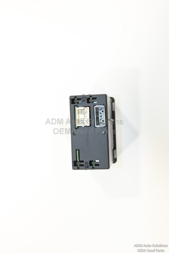 2024-2026 MAZDA CX-90 CENTER CONSOLE DUAL USB TYPE-C PORT HUB SD CARD READER OEM