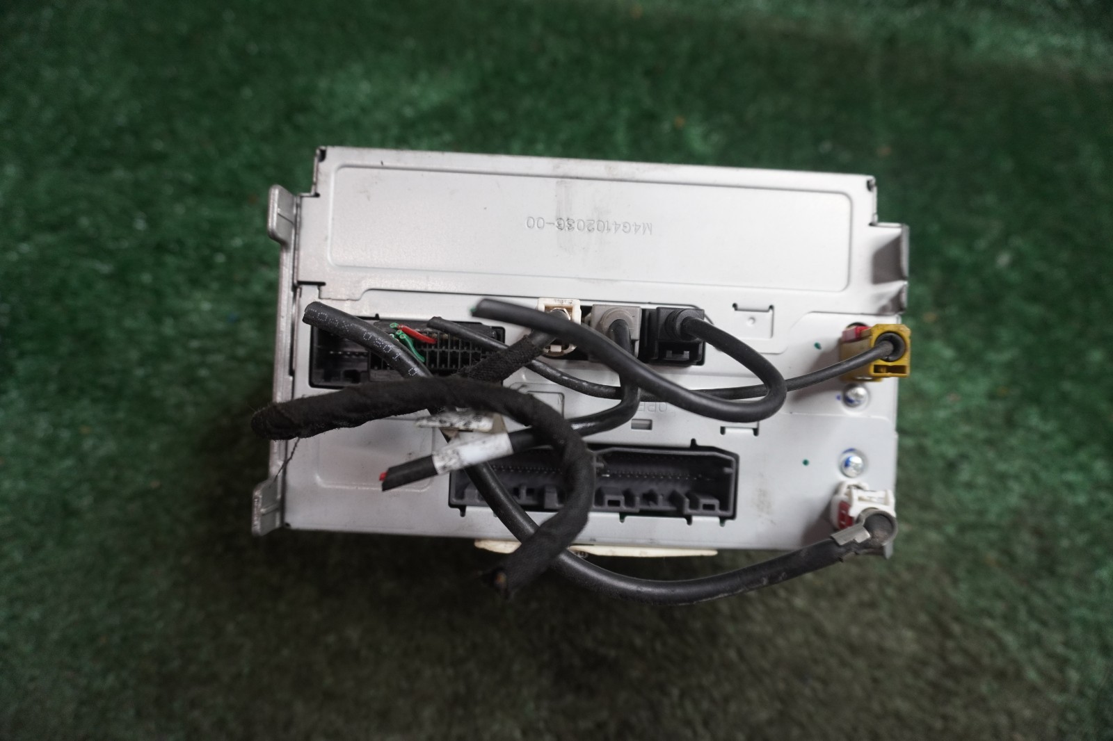 2011 2012 2013 2014 CHRYSLER 200 Radio RECEIVER CD PLAYER UNIT OEM 05091038AI