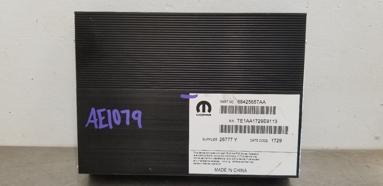 19 DODGE CHALLENGER RD7 AMPLIFIER AMP 68425657AA