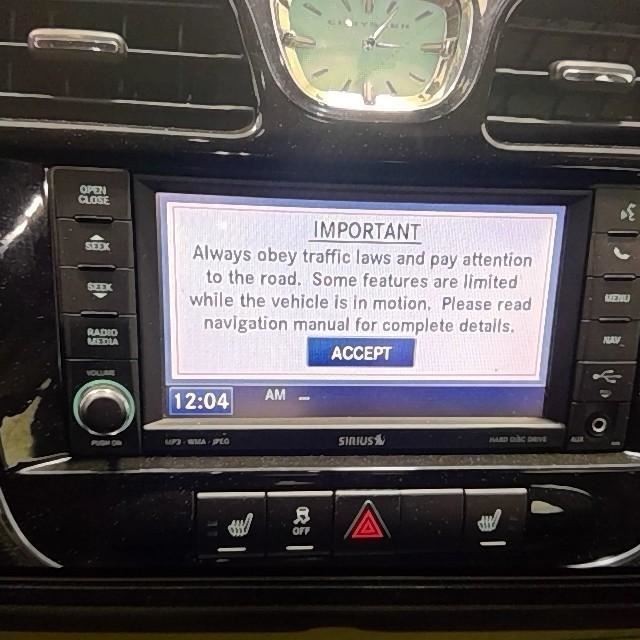 Player Receiver Radio Receiver Am-fm-cd-dvd-hdd Fits 12-14 CHALLENGER 1007231