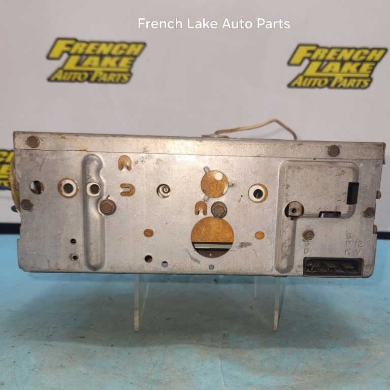 UNTESTED Radio “7303143” Fits 1968 OLDSMOBILE F85 1246469