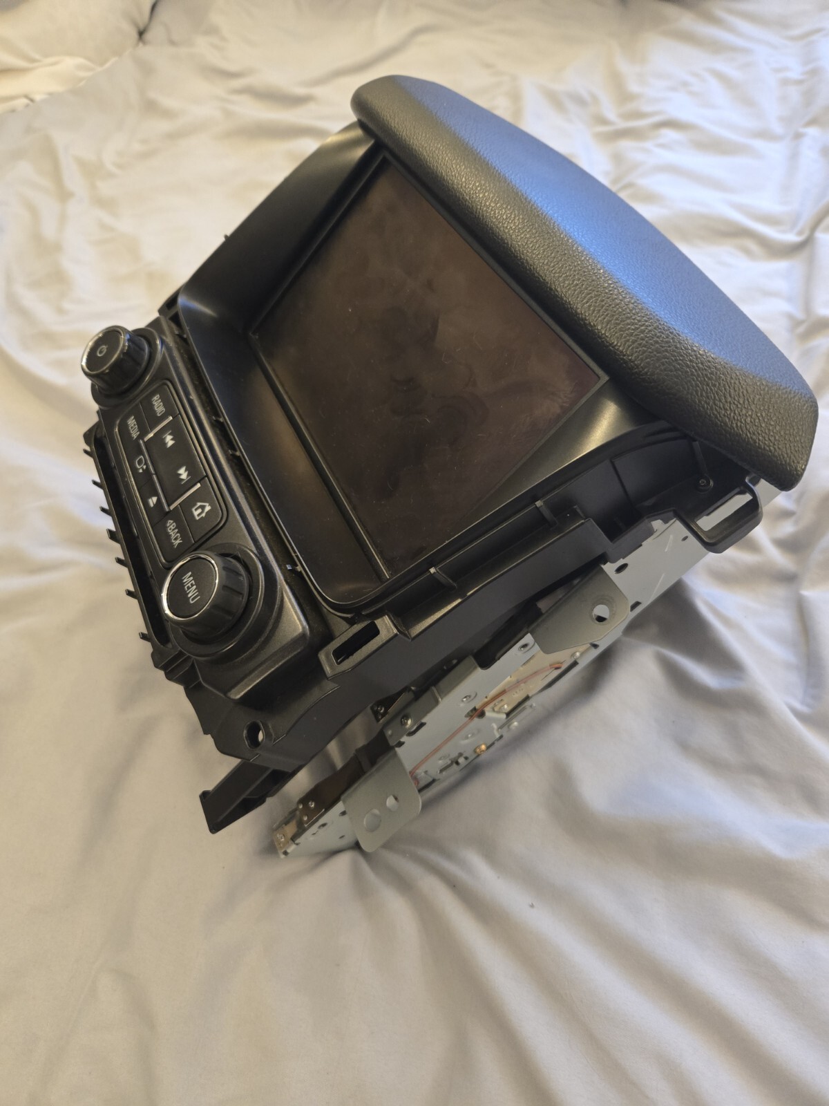 2015 Chevy Tahoe/Suburban Radio Stereo 8 inch With Storage Compartment OEM