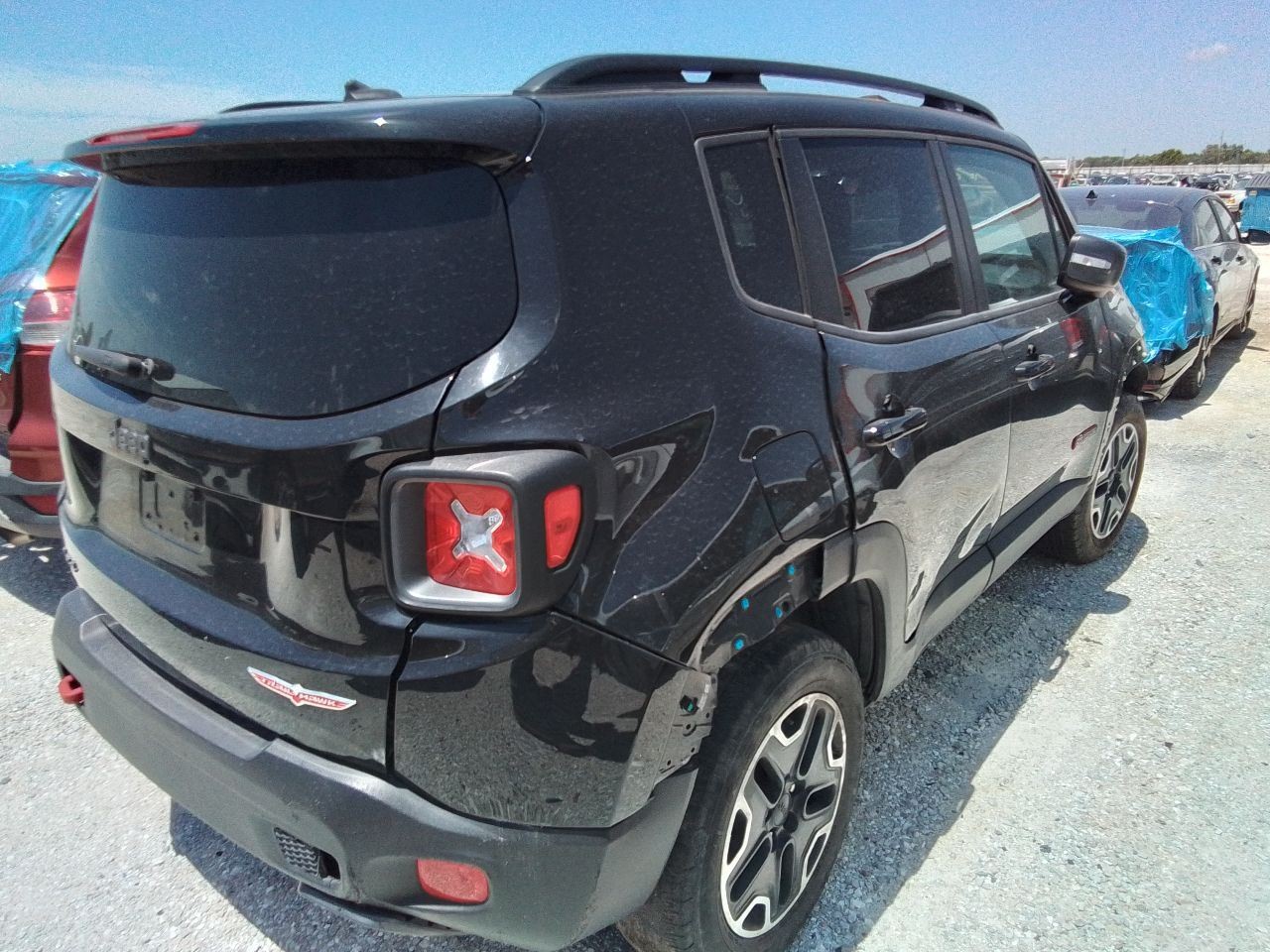 2015-2017 Jeep RENEGADE Radio 5.0′ Touch Screen Display and Receiver w/Sirius