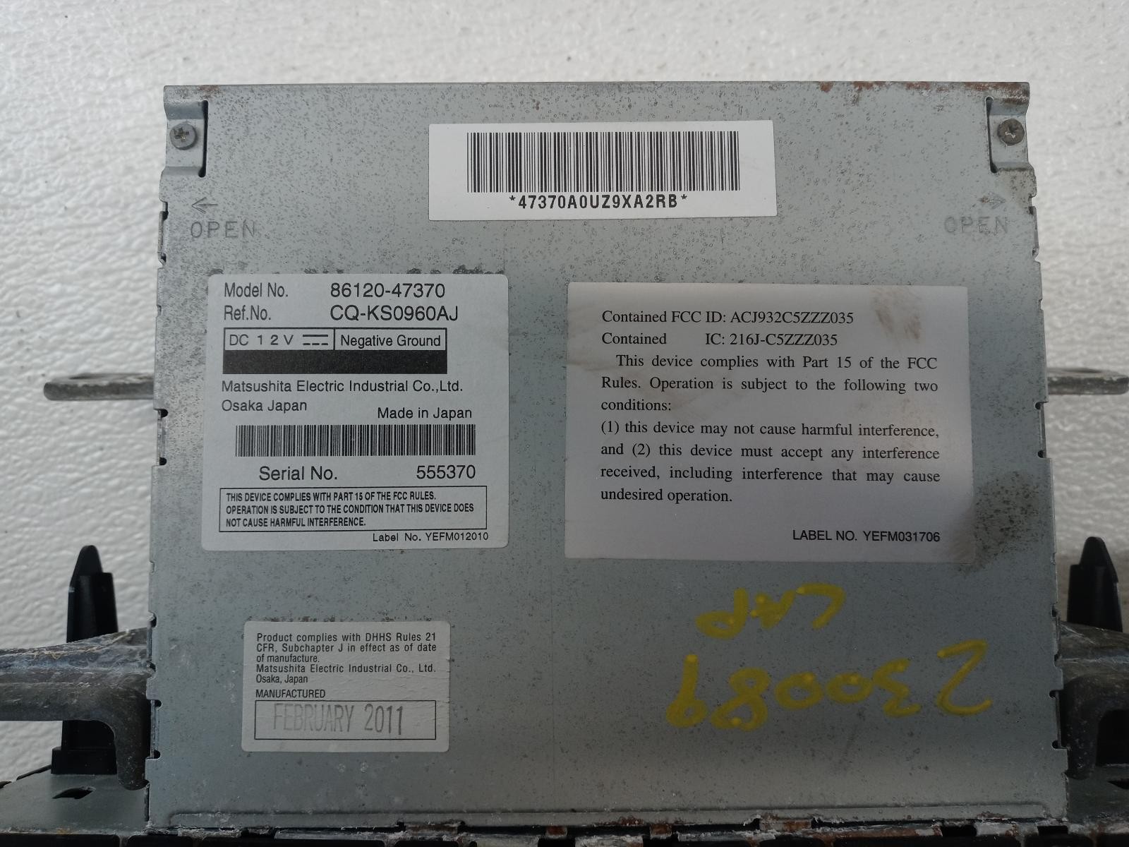 2010-2011 Toyota Prius Radio ***May Need Programming***