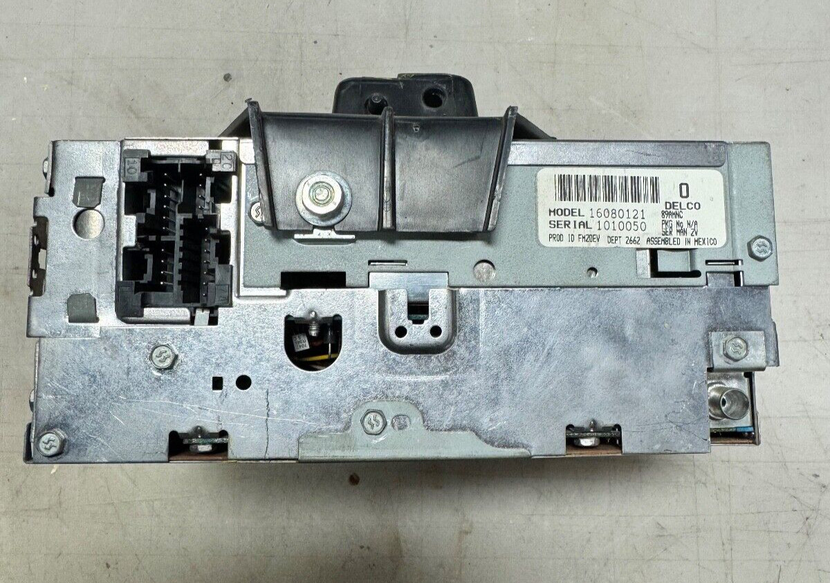 Chevrolet GM Delco BOSE Silver Series Cassette OEM 16080121