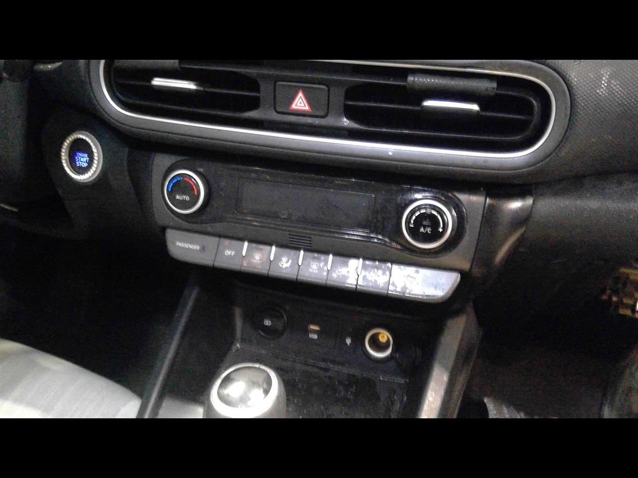 Audio Equipment Radio Display And Receiver US Market Fits 22-23 KONA 11110802