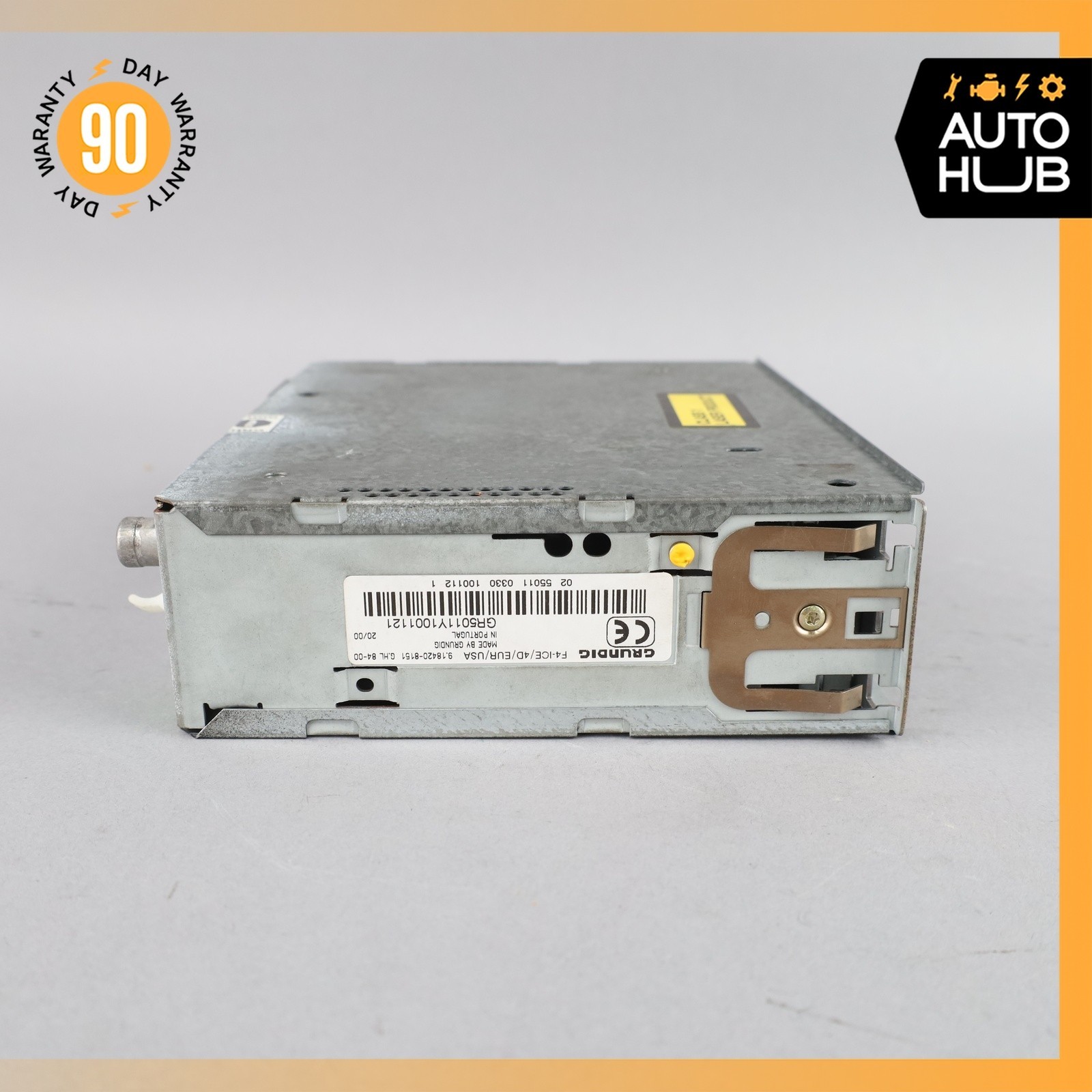 00-04 Bentley Arnage / Silver Seraph Radio CD Player Grundig PM57845PA OEM 30k