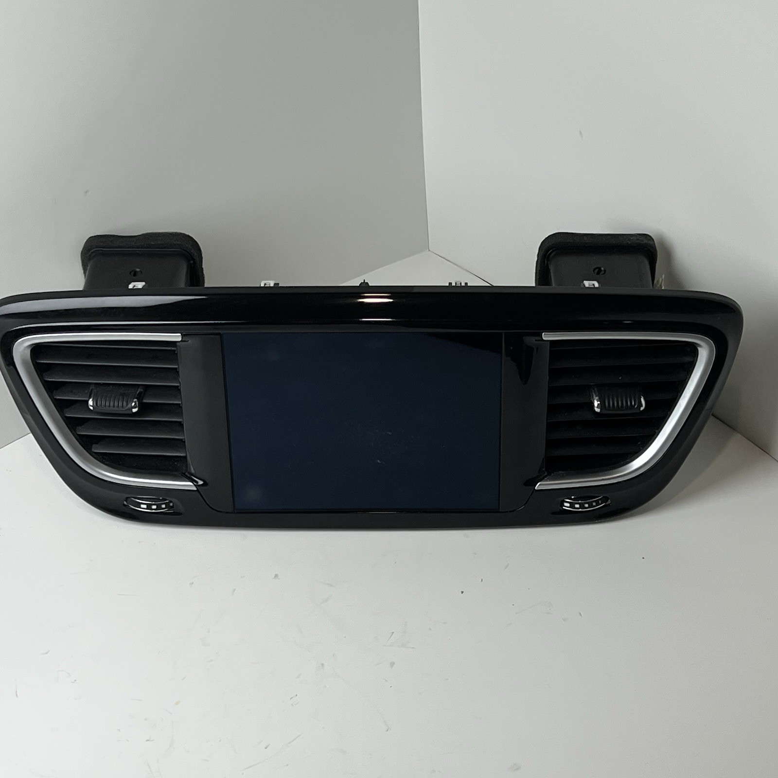 68316174AC 2018 CHRYSLER PACIFICA DISPLAY SCREEN RADIO RECIEVER OEM