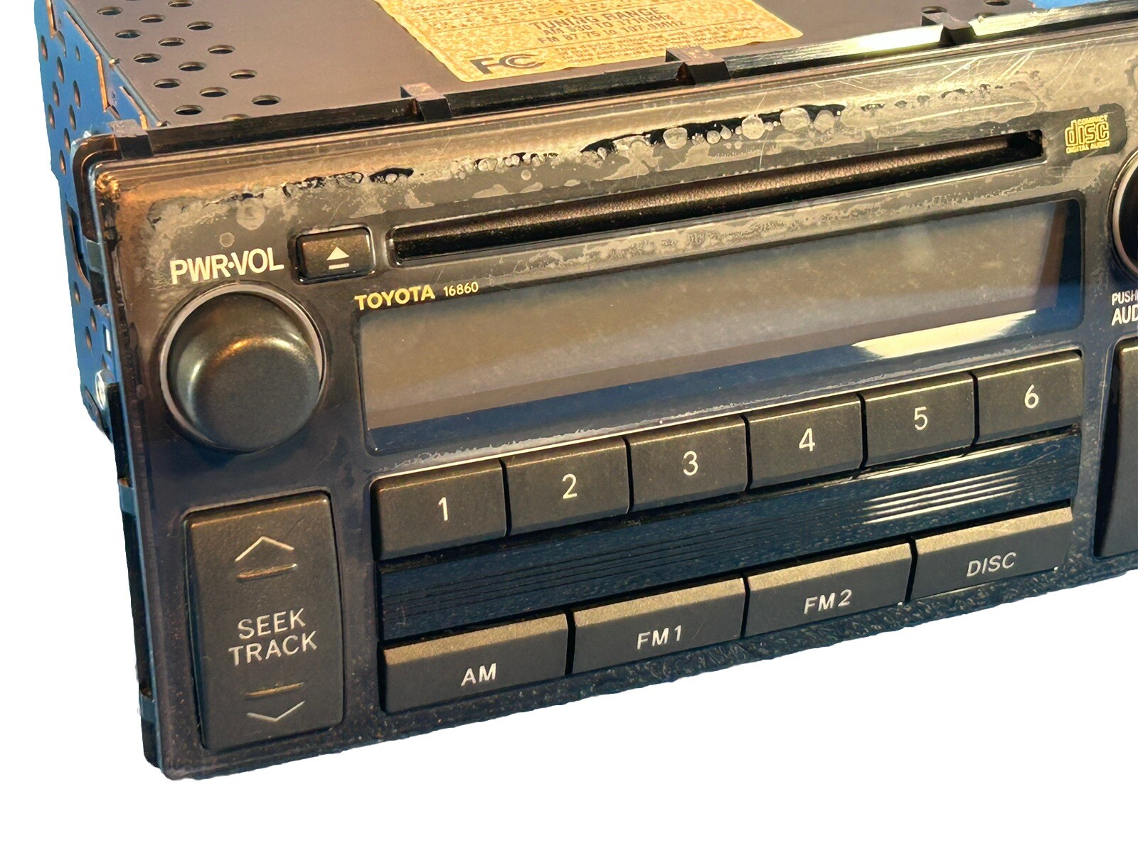 Toyota Camry 2005-2006 Radio AM FM CD Player w Aux Upgrade 86120AA160 Face 16860