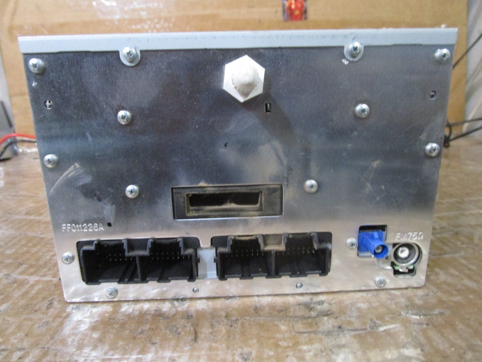 07-14 Chevy Tahoe Radio Stereo Navigation CD Player Receiver Display 15940102