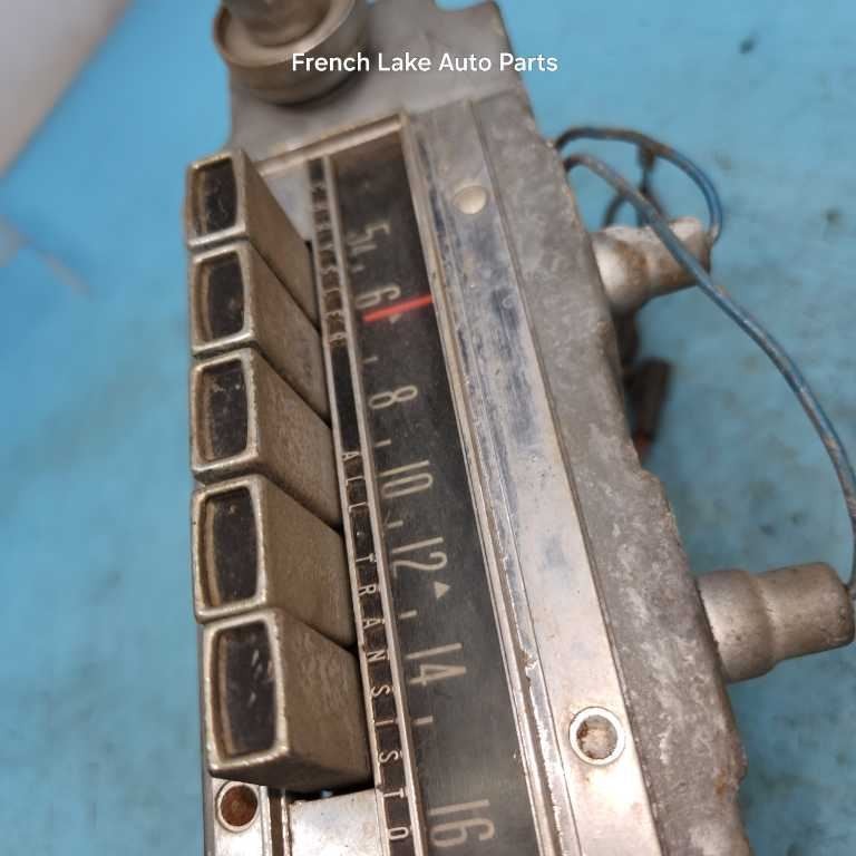 UNTESTED AM Radio MODEL 343 Fits 1963 CHRYSLER NEW YORKER 1240873