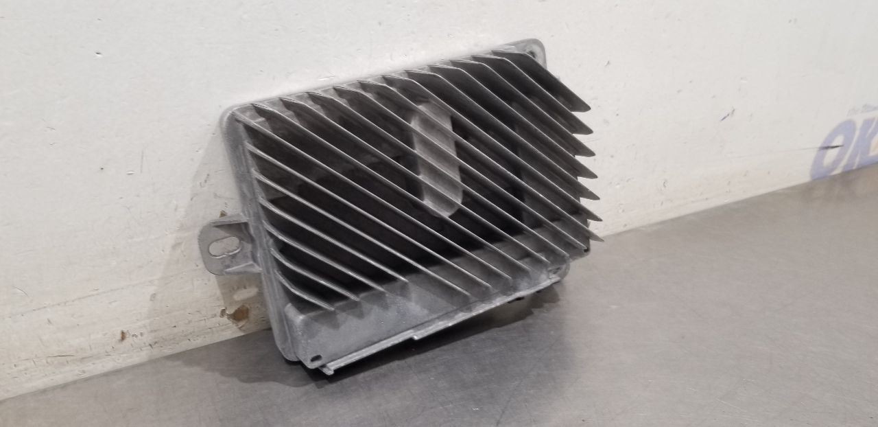 18 CADILLAC ESCALADE RADIO AUDIO AMPLIFIER 84111301