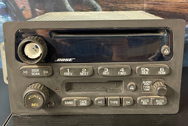 ACDelco Bose Delphi Elect Systems Part No 15295463 Stereo Radio AM/FM/CD Player