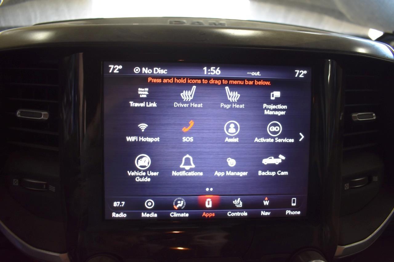 2019 RAM 1500 8.4″ UCONNECT 4 OEM RADIO W/ CONTROL PANEL & RECEIVER UAV NAV