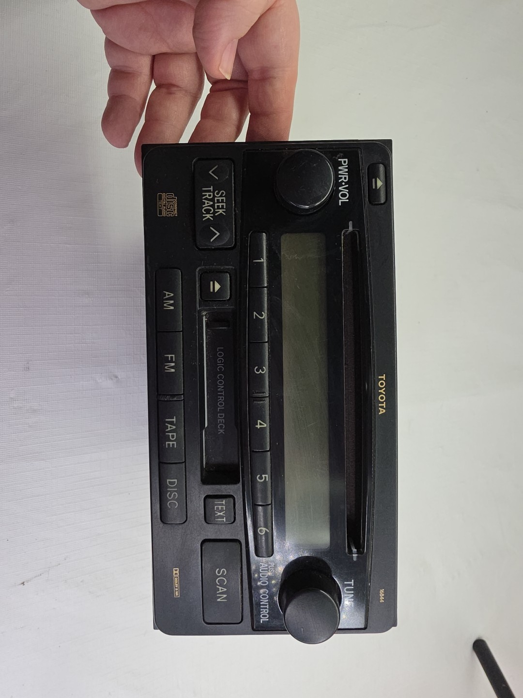 2003 2004 2005 TOYOTA RAV4 Radio cd Cassette Player 86120-2B761 OEM 16844 Works