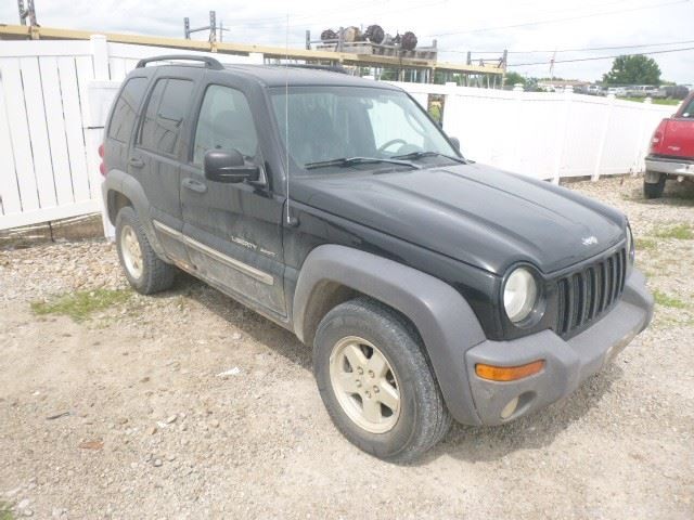 Audio Equipment Radio Am-fm-integral 6 CD Changer Fits 05-06 08-10 VIPER 1737236