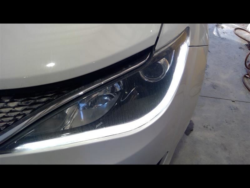 Info-GPS-TV Screen DVD Player Dash Mounted Fits 18-19 PACIFICA 1080570