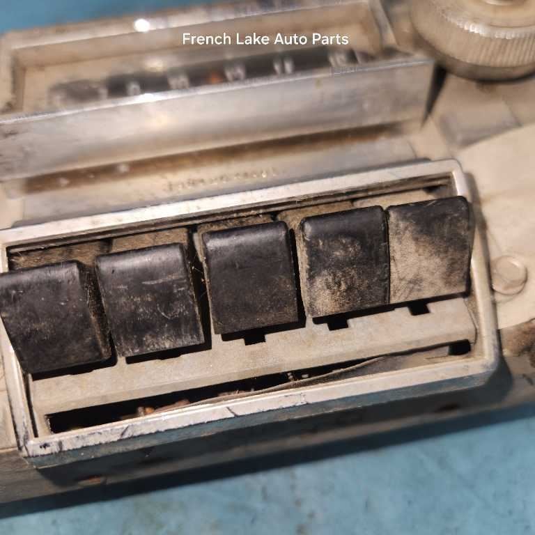UNTESTED AM Radio “6SMR” Fits 1966 RAMBLER CLASSIC 1240163