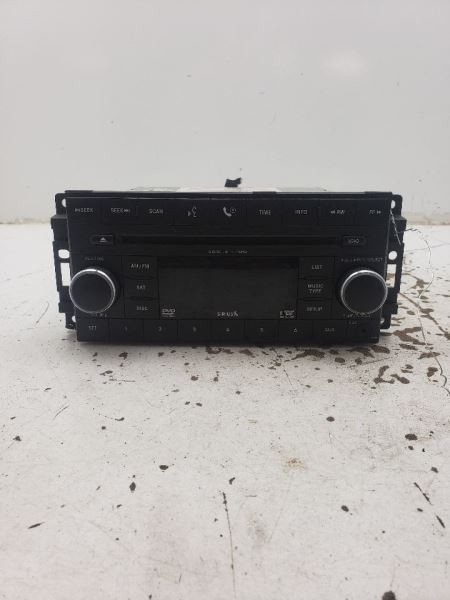 2008-2011 Dodge Dakota Radio AM FM6 Disc Cd-dvd Changer OEM 744870