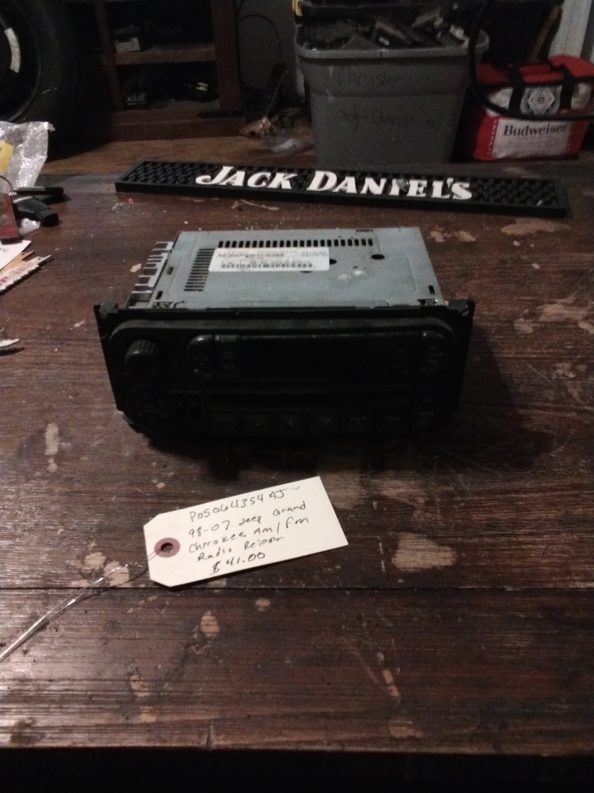 98-07 Jeep Grand Cherokee Dodge Ram Chrysler Radio Unit Used OEM P05064354A1