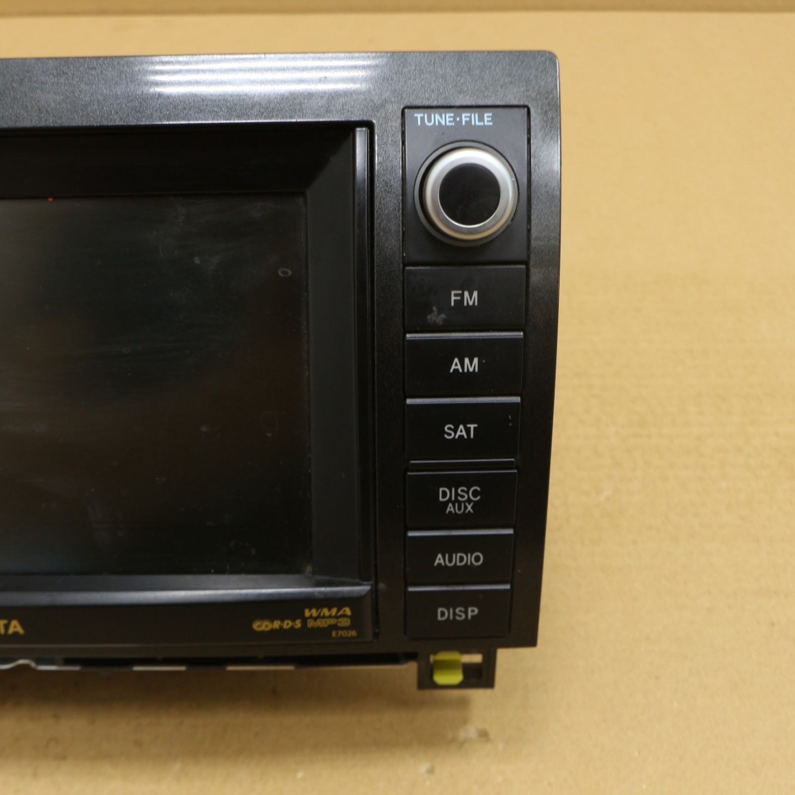Toyota Sequoia Tundra 2010-2013 OEM Navigation GPS Radio Display CD 86120-0C330