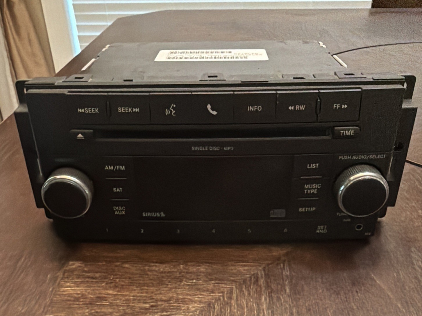Cd/satellite/radio 2010 Chrysler Seabring