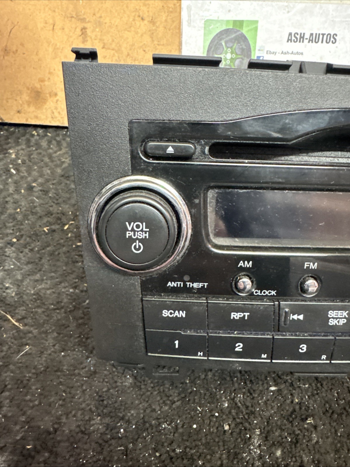 2007 HONDA CRV Mk3 OEM Radio/CD/Stereo Head Unit No Code Available
