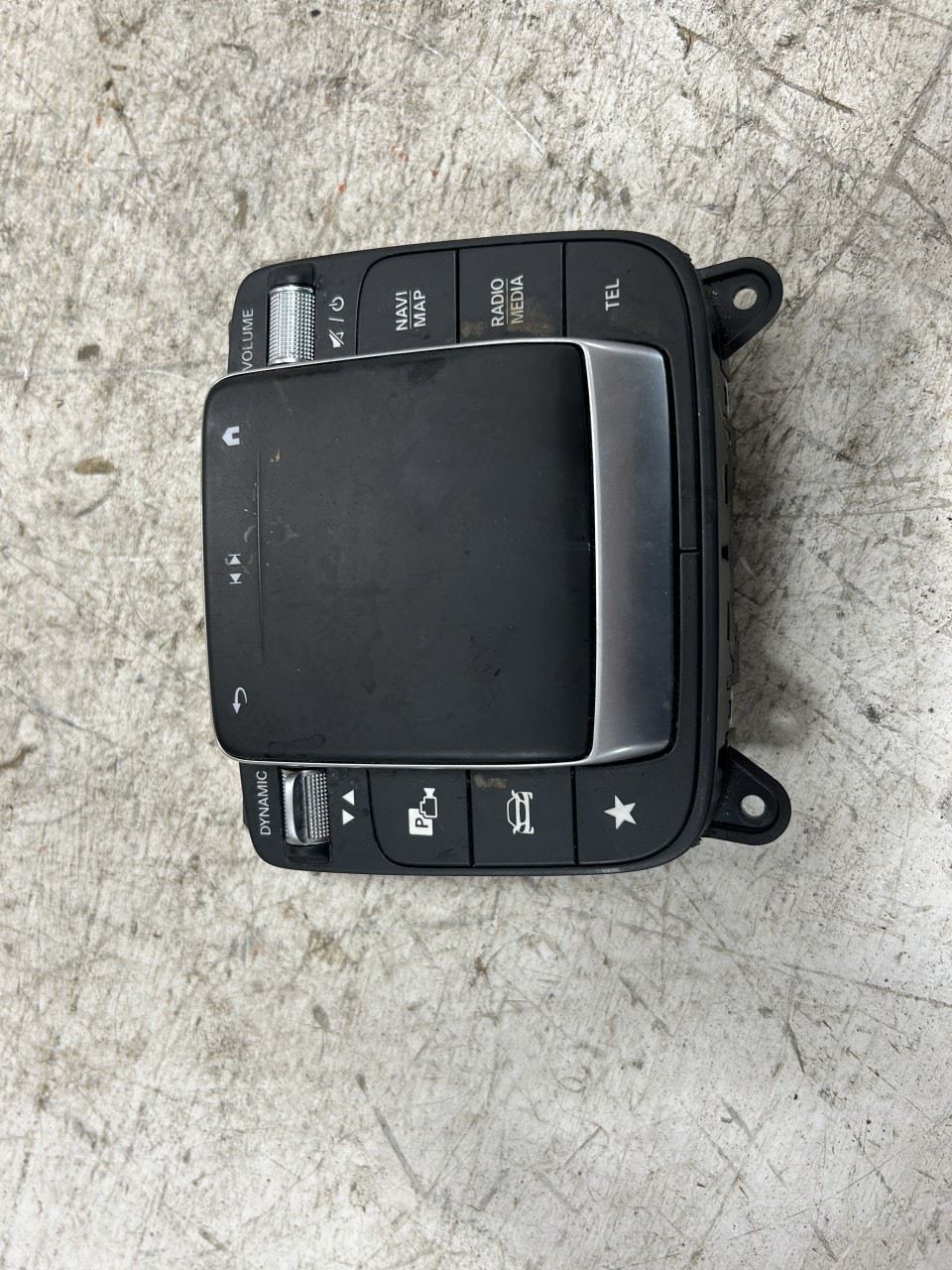 2021 MERCEDES BENZ GLS580 OEM Center Console Controller Part Number A2479003903