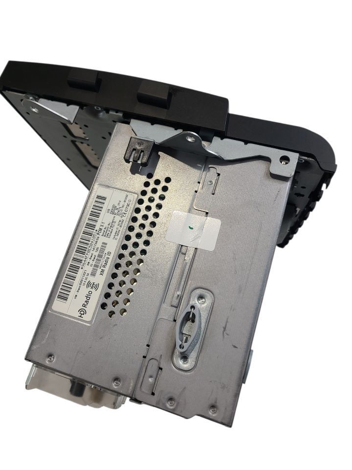Audio Equipment Radio ID 95B03596302 Fits 15-16 PORSCHE MACAN 661648