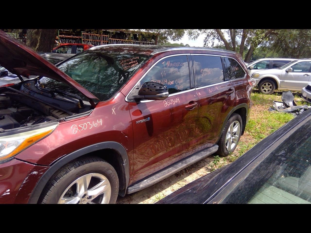 Info-GPS-TV Screen Display Screen Upper Dash Fits 14-16 HIGHLANDER 1135086