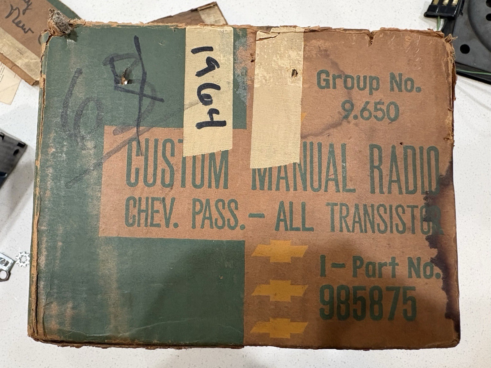 NOS 1964 Chevrolet Impala AM Stereo With dash Speaker GM OEM Original!