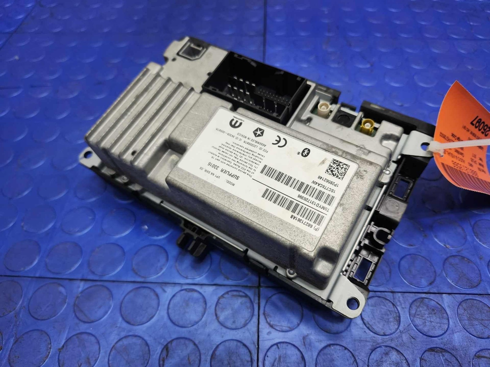 17-18 Dodge Ram Truck Radio Receiver Head Unit AM FM UConnect 3″ Screen OEM