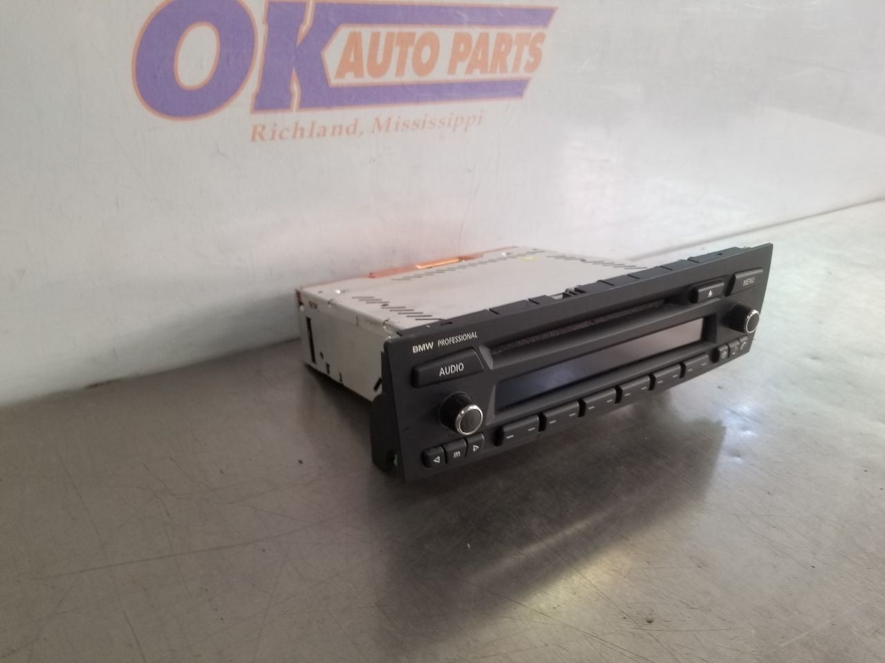 08 2008 BMW 135I RADIO AUDIO PROFESSIONAL MODEL RECEIVER AM-FM-CD 65129178860