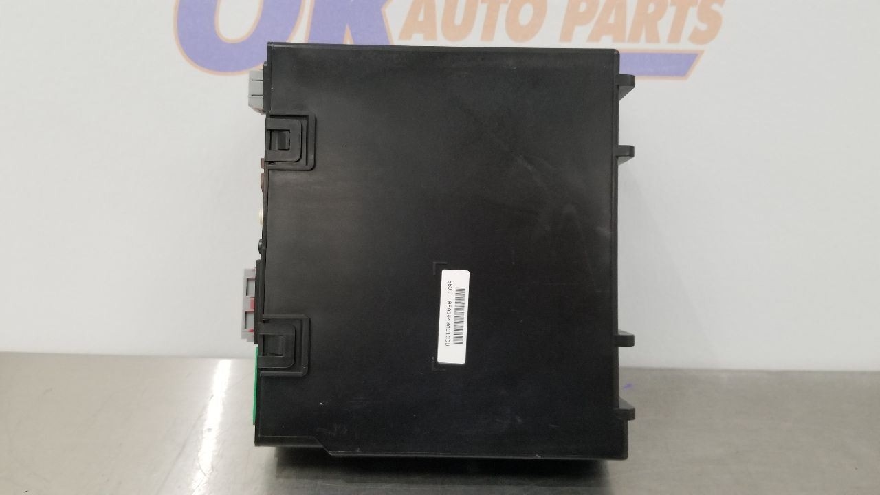 14 GMC SIERRA 1500 RADIO AUDIO RECEIVER 13592804 OPTION IO4
