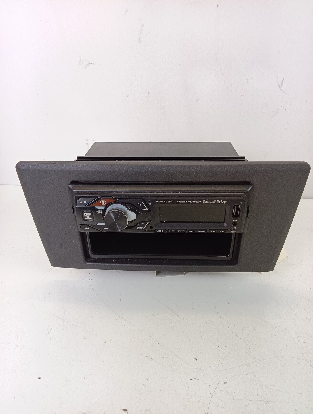 Dual Electronics Media Player Receiver AM FM Radio Bluetooth XDM17BT