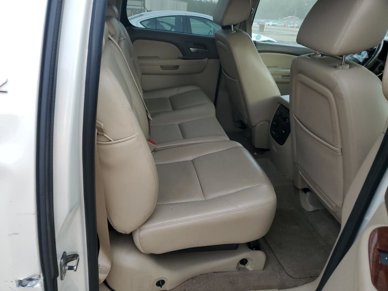 Audio Equipment Radio Opt Uvb ID 25894202 Fits 08-09 TAHOE 1944493